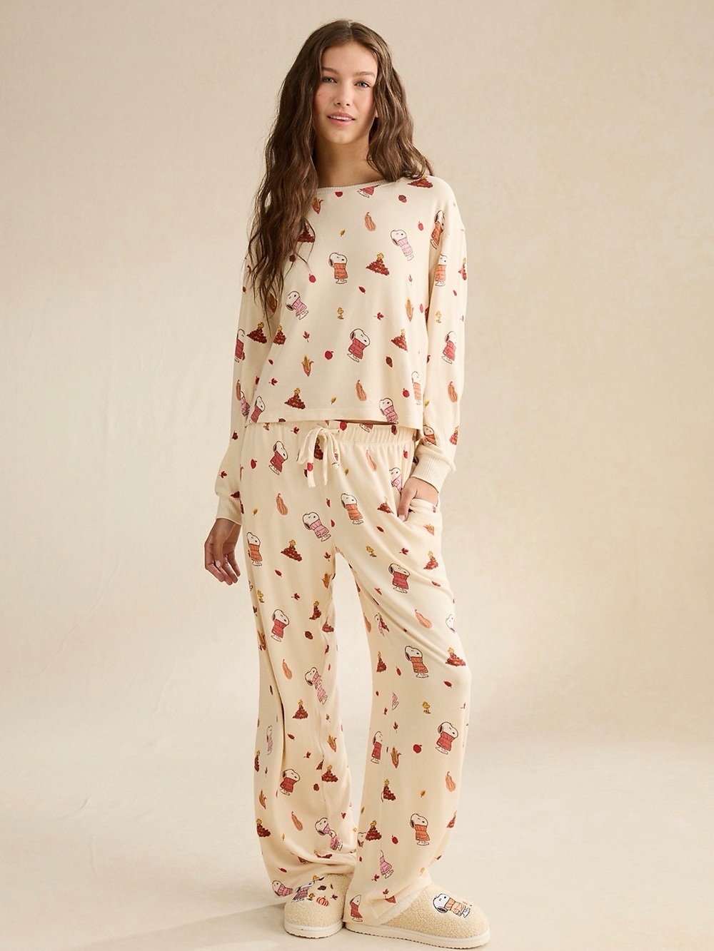 🐩 American Eagle Snoopy Plush Fall PJ Set 🍂